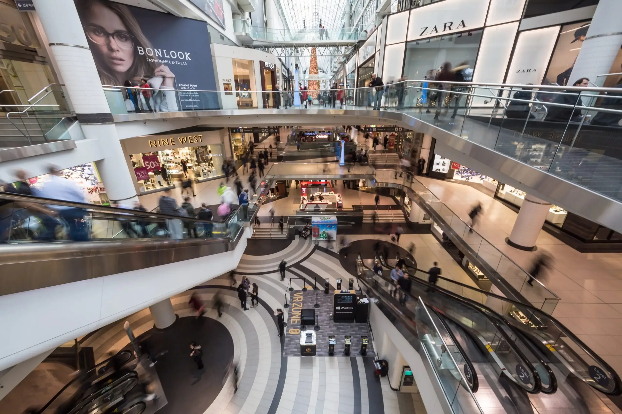 Crowded mall