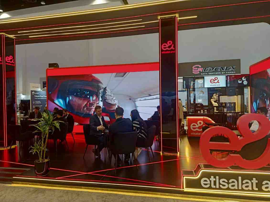 Data Cloud Middle East 2025-cafe robot 2